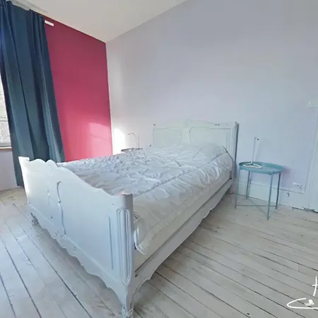 La Demeure Des Tisserands, Holiday home